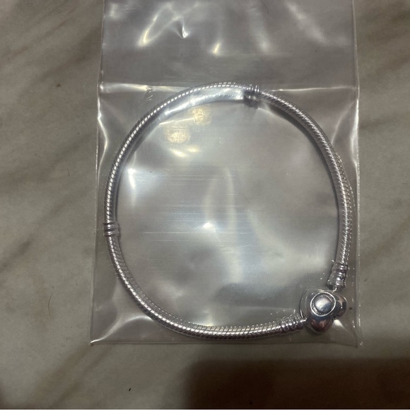 Pandora bracelet - Picture 2 of 6